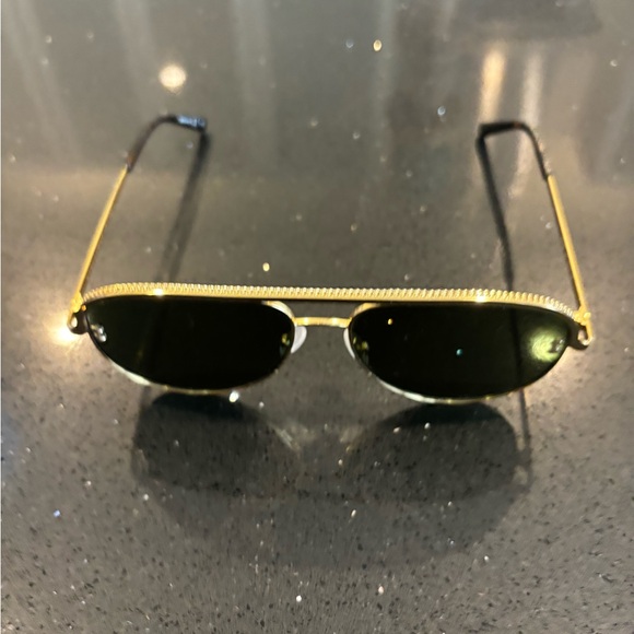 Stella McCartney Aviator Tinted Sunglasses. Gold. Very Good condition. - Picture 5 of 6